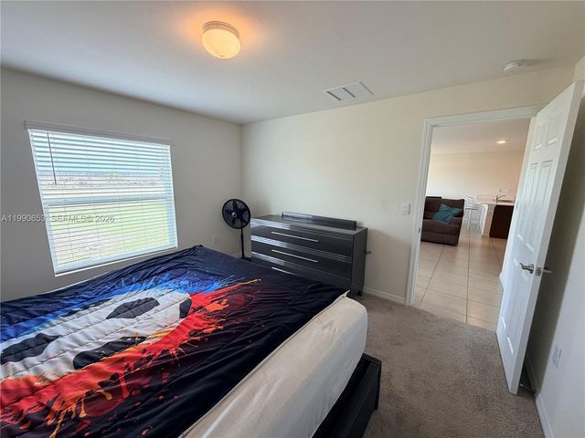 513 Ella Jean PL, La Belle, FL 33935