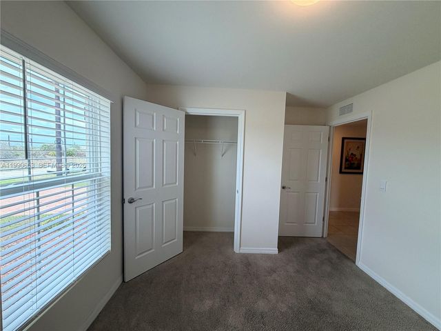 513 Ella Jean PL, La Belle, FL 33935