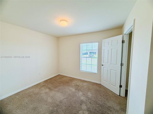 513 Ella Jean PL, La Belle, FL 33935