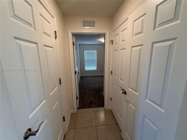 513 Ella Jean PL, La Belle, FL 33935