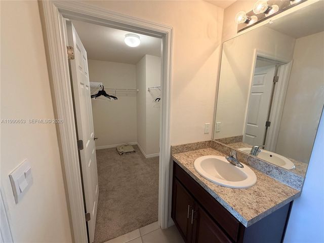 513 Ella Jean PL, La Belle, FL 33935