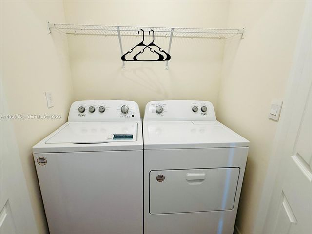 513 Ella Jean PL, La Belle, FL 33935