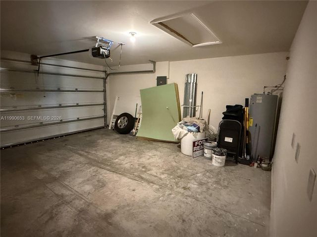 513 Ella Jean PL, La Belle, FL 33935