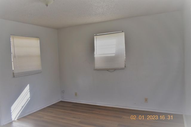 1305 W 25th Street, Riviera Beach, FL 33404