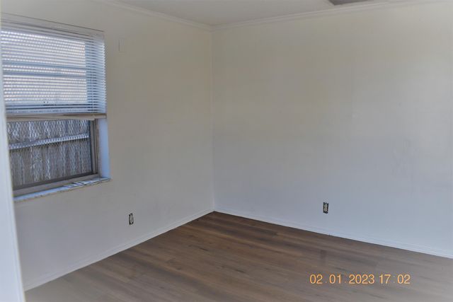 1305 W 25th Street, Riviera Beach, FL 33404