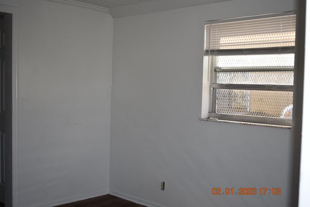 1305 W 25th Street, Riviera Beach, FL 33404