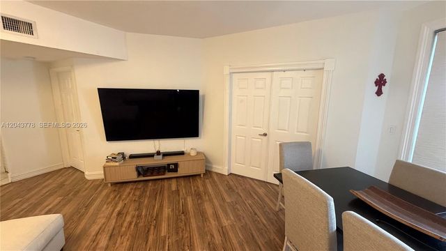 735 SW 148 AVE 1711, Sunrise, FL 33325