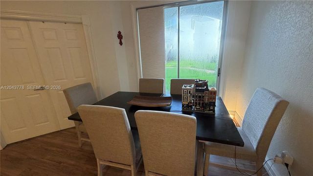 735 SW 148 AVE 1711, Sunrise, FL 33325