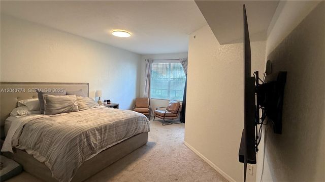 735 SW 148 AVE 1711, Sunrise, FL 33325