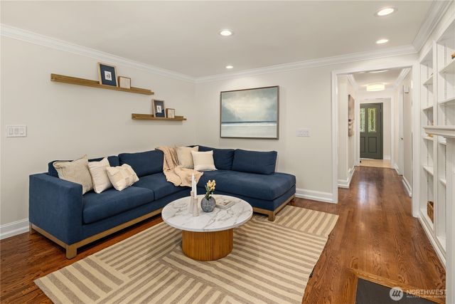 3920 W Barrett Street, Seattle, WA 98199