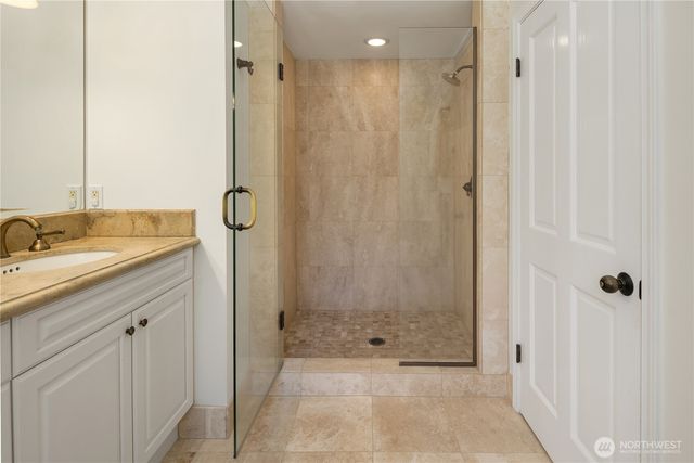 3920 W Barrett Street, Seattle, WA 98199