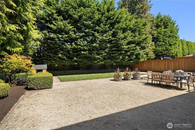 3920 W Barrett Street, Seattle, WA 98199