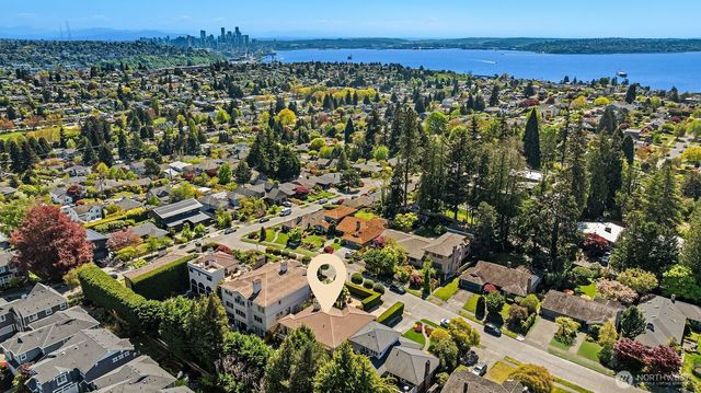 3920 W Barrett Street, Seattle, WA 98199