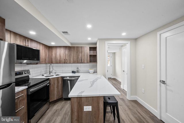 615 MORTON PL NE, Washington, DC 20002