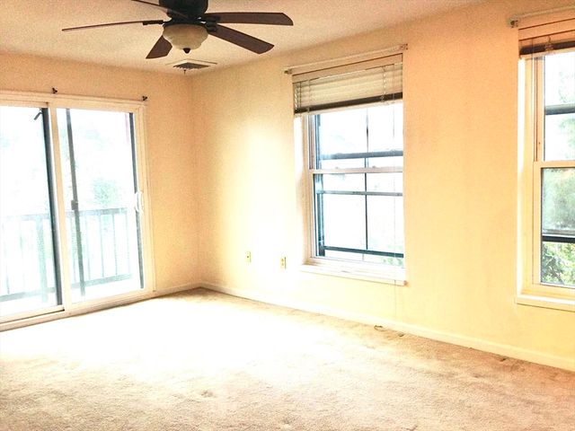 50 South Common St 403, Lynn, MA 01902