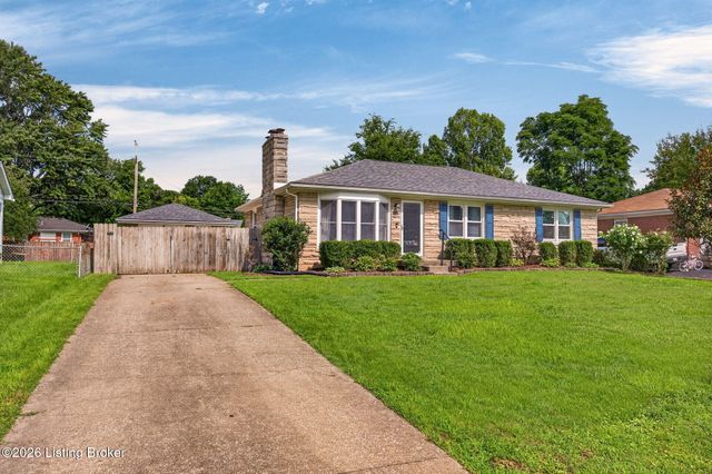 9914 Prairie Dr, Louisville, KY 40272