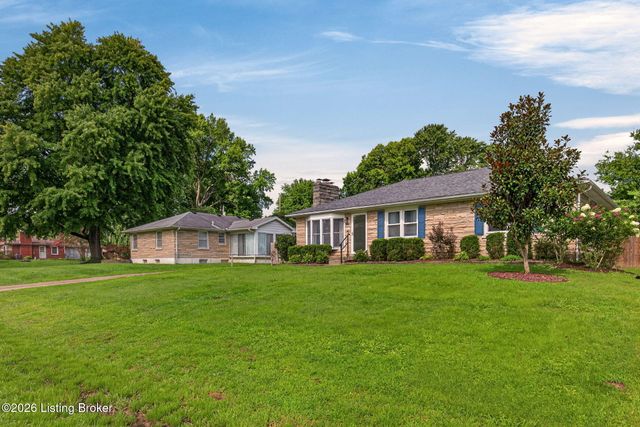 9914 Prairie Dr, Louisville, KY 40272