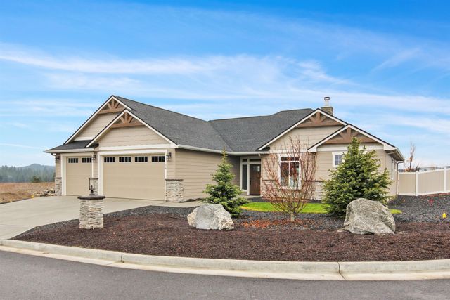 44 E Center Ln, Spokane, WA 99208