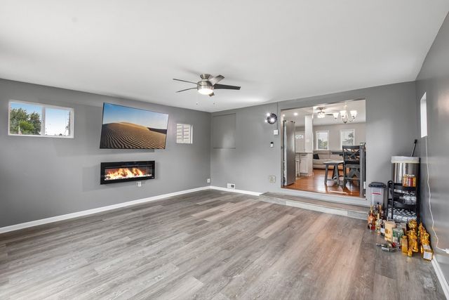 520 N Kinzie Place, Thornton, IL 60476