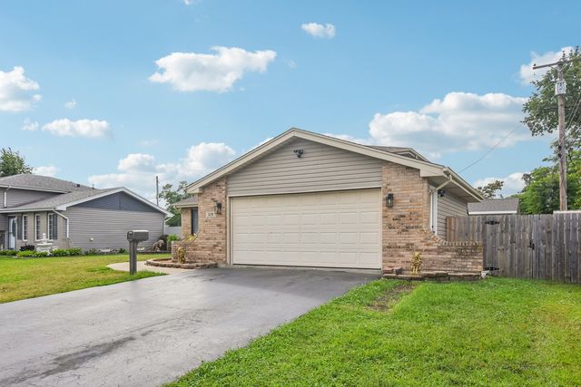 520 N Kinzie Place, Thornton, IL 60476
