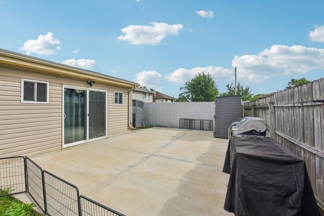 520 N Kinzie Place, Thornton, IL 60476