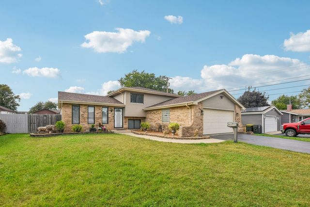 520 N Kinzie Place, Thornton, IL 60476