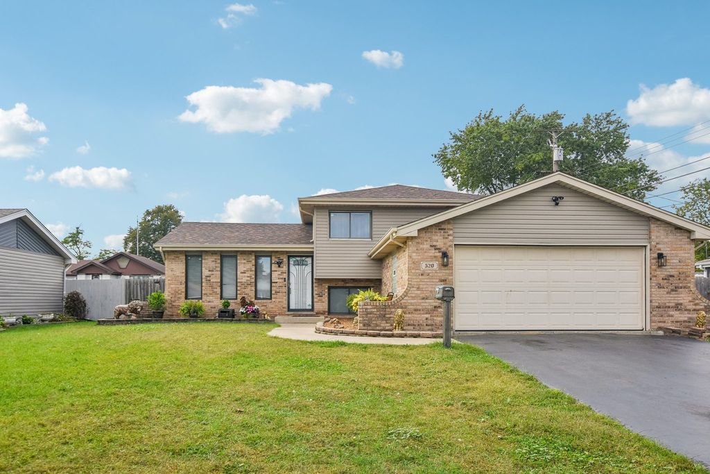 520 N Kinzie Place, Thornton, IL 60476