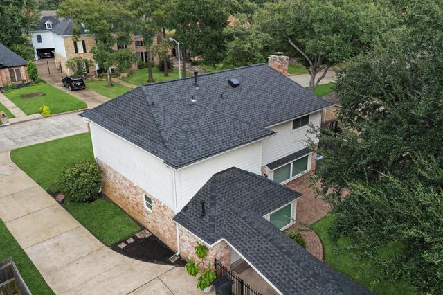 14719 Rio Pinar Drive, Houston, TX 77095