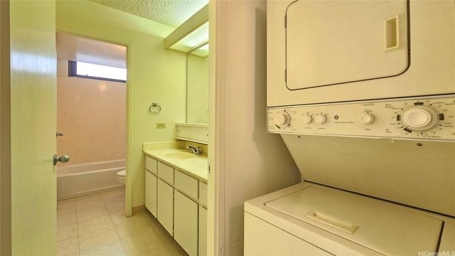 98-500 Koauka Loop 16P, Aiea, HI 96701