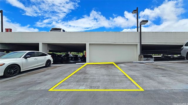 98-500 Koauka Loop 16P, Aiea, HI 96701