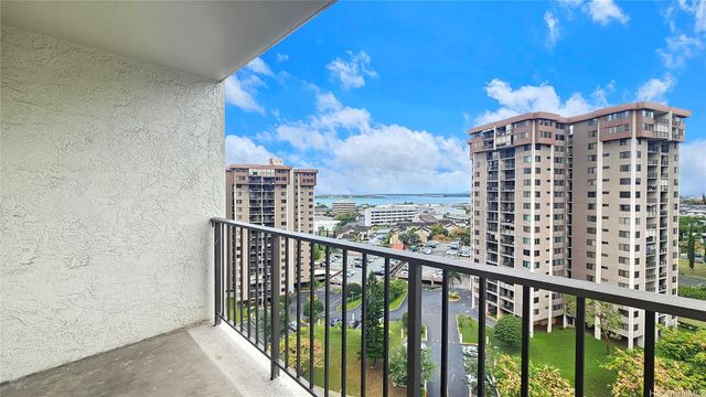 98-500 Koauka Loop 16P, Aiea, HI 96701