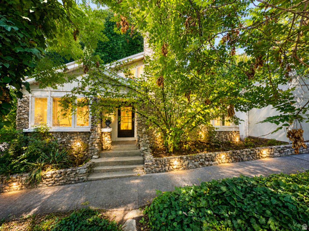 887 E 3RD AVE, Salt Lake City, UT 84103 — exterior
