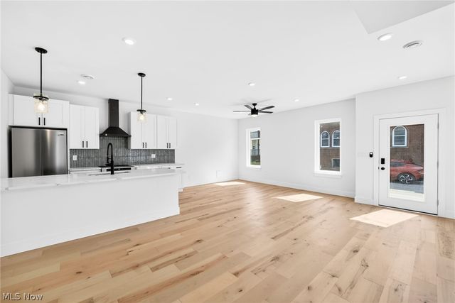 1348 W 78th Street, Cleveland, OH 44102