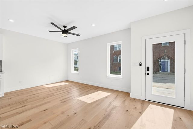 1348 W 78th Street, Cleveland, OH 44102