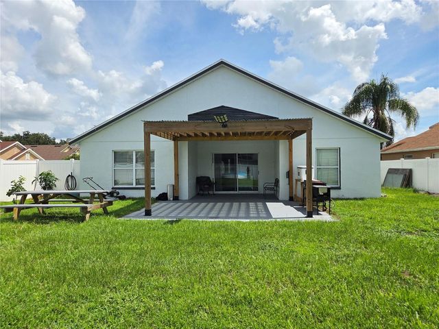8298 PEAK AVENUE, Lakeland, FL 33810