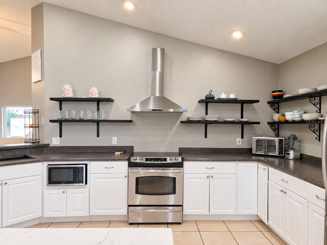 8298 PEAK AVENUE, Lakeland, FL 33810
