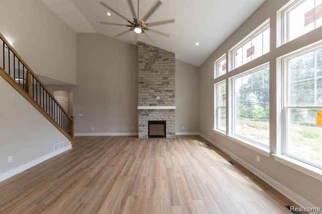 02 Textile, Lodi Twp, MI 48176