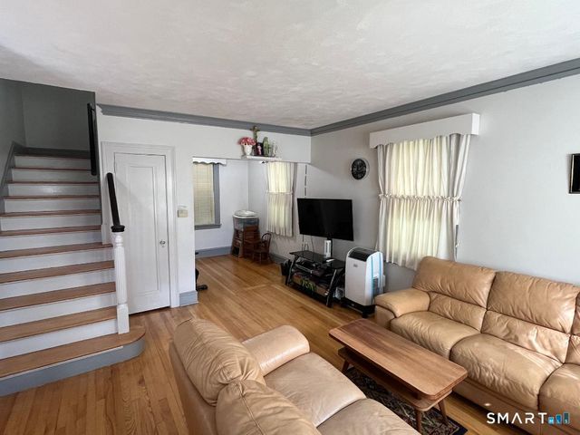 19 Portman Street, Windsor, CT 06095