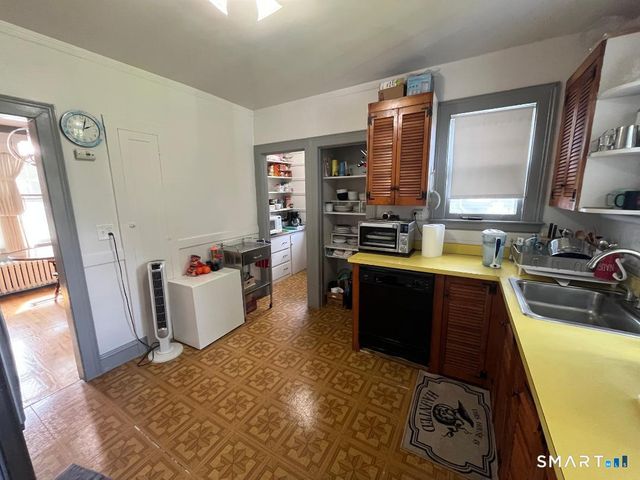 19 Portman Street, Windsor, CT 06095