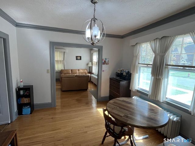 19 Portman Street, Windsor, CT 06095