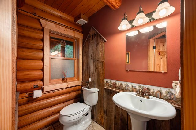 21115 N Mt Spokane Park Dr, Mead, WA 99021