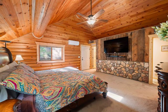 21115 N Mt Spokane Park Dr, Mead, WA 99021