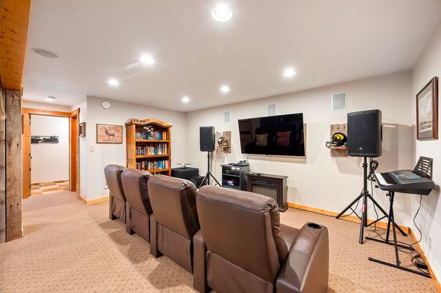 21115 N Mt Spokane Park Dr, Mead, WA 99021
