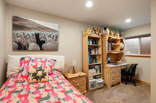 21115 N Mt Spokane Park Dr, Mead, WA 99021