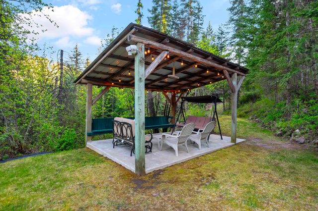 21115 N Mt Spokane Park Dr, Mead, WA 99021
