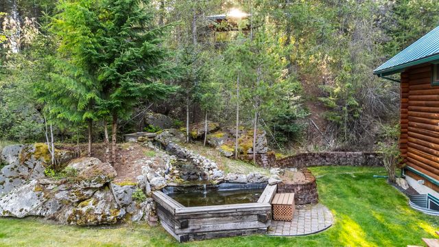 21115 N Mt Spokane Park Dr, Mead, WA 99021
