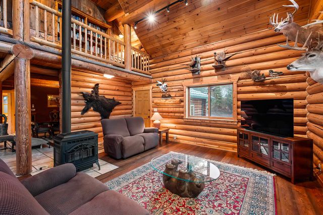 21115 N Mt Spokane Park Dr, Mead, WA 99021