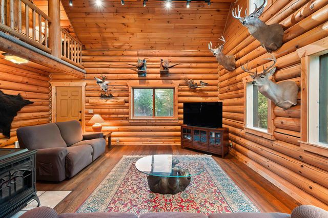 21115 N Mt Spokane Park Dr, Mead, WA 99021