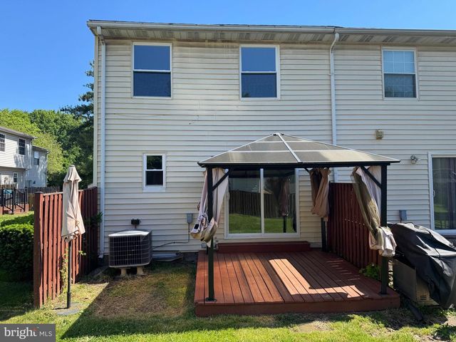 146 MARINE OAKS DR, Essex, MD 21221