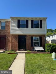 146 MARINE OAKS DR, Essex, MD 21221